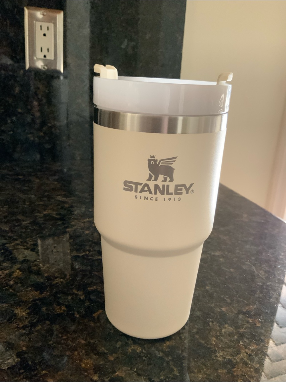 Stanley Cream Travel Mug 20oz